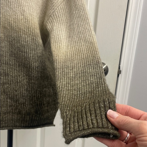 Charlie B Reversible Front Back Sweater Cardigan Ombré Green (Pine) Sz M - Picture 5 of 14